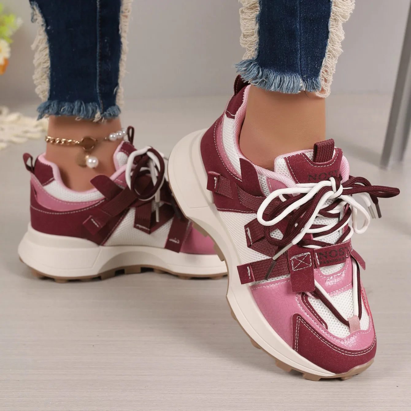 ThunderKick Woman Sneaker