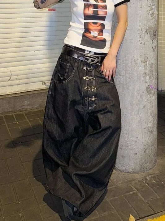 Metal Buckle Design Curved Wide-leg Jeans