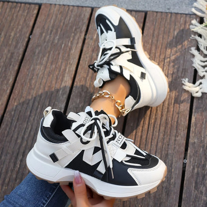 ThunderKick Woman Sneaker
