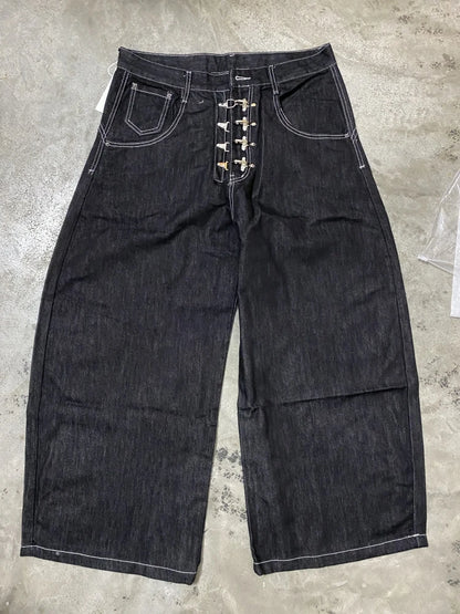 Metal Buckle Design Curved Wide-leg Jeans