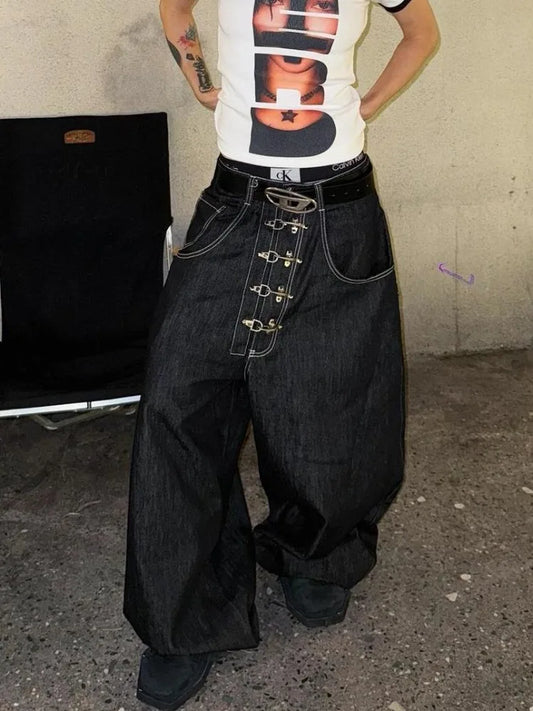 Metal Buckle Design Curved Wide-leg Jeans