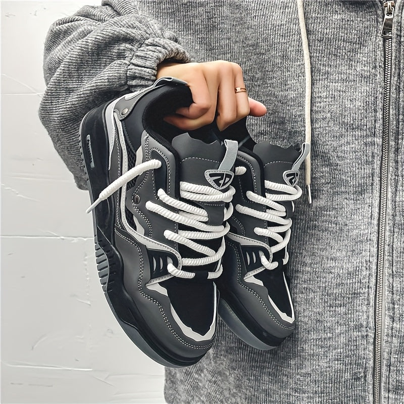 [Trendy Skate Shoes] ThunderDash Low-Top Breathable Skateboard Sneakers